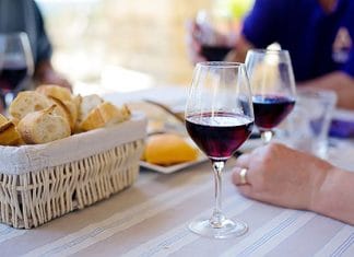 Kam za dobrým vínem v září