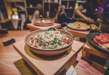 LA LOCA: ŠÉRUJTE JÍDLO