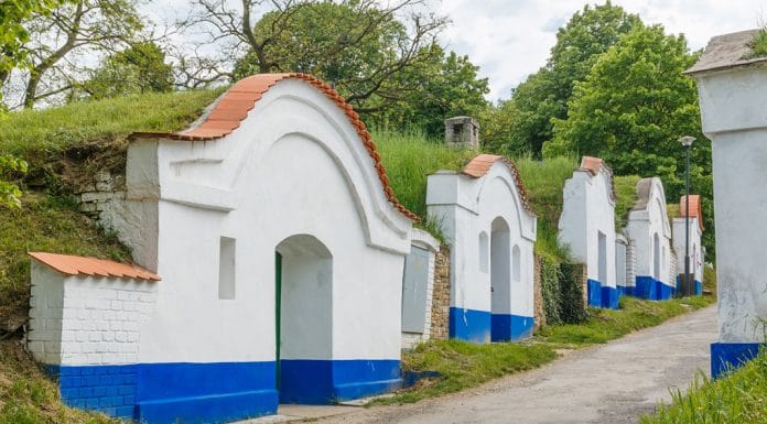 Vinařská „Stínadla“ aneb kouzlo sklepních uliček