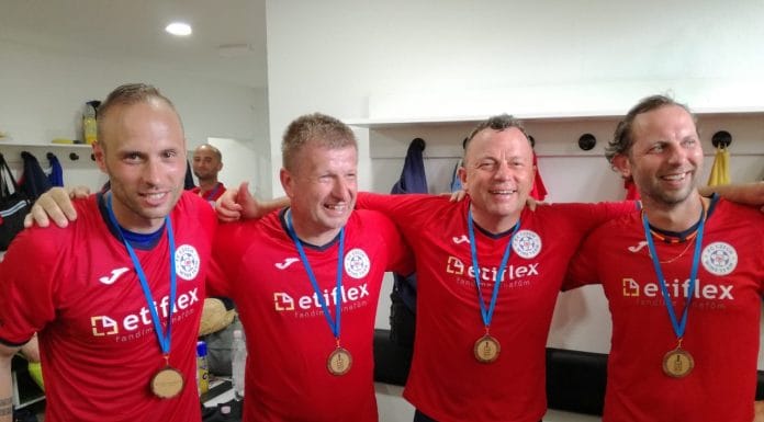 Vinařská fotbalová reprezentace veze z EURA bronz!