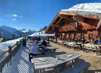 Po krk ve sněhu i v požitcích. Rakouský Saalbach Hinterglemm je radost a pohoda