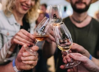 Největší rumový festival roztančí Žluté lázně