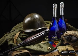 Calvados, šampaňské i čokoláda. Vítězné tažení generála Pattona zmapovala jeho vnučka pomocí delikates.