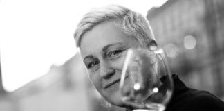 Česko má svou národní sommelierku. Klára Kollárová se stala hlavní zástupkyní českých a moravských vín