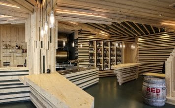 Červený frňák opět na scéně. RED Pif nově na Andělu