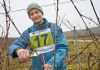 Ovace jako na Olympiádě. Letošním mistrem v řezu révy vinné je pedagog z Rajhradu Jan Schoř
