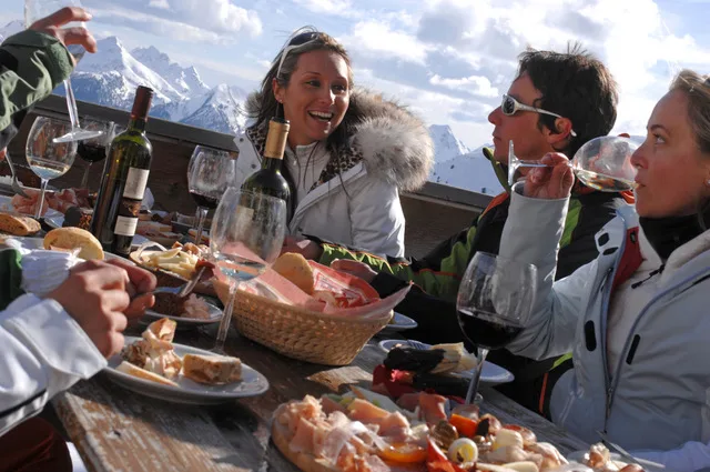 Jídlo, víno, lyže