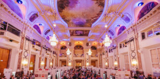 RAKOUSKÁ VÍNA BAVÍ SVĚT. VieVinum ve znamení dalších rekordů