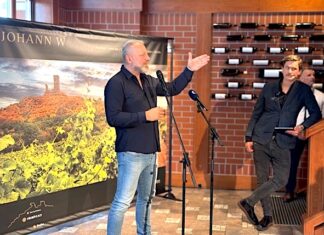 ODPOJTE SE OD METRIXU. Víno a kultura ve Vinařství Johann W na severu Čech celoročně Otevření nové scény ve vinařství