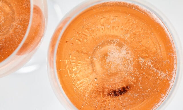 „Bublinky“ startují. Vinaři uvádí na trh novou značku perlivých vín