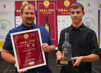 Král vín a stupně vítězů 2024. Hlavní „korunka“ patří Merlotu z vinařství Kern Absolutní šampion Krále vín