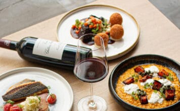 VINOGRAF V NOVÉM. Vína celého světa provází kreativní moderní kuchyně, hravá a sezónní