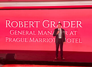 MARRIOTT 25 LET V PRAZE. Ikona pohostinství v srdci historického centra hýčká hosty luxusem i důrazem na lokálnost Oslavy25 let hotelu Marriott