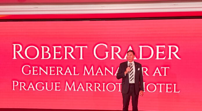 MARRIOTT 25 LET V PRAZE. Ikona pohostinství v srdci historického centra hýčká hosty luxusem i důrazem na lokálnost Oslavy25 let hotelu Marriott