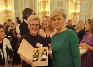 Státní vyznamenání provázel Salon vín. Hosté na Pražském hradě ochutnali to nejlepší z Moravy a Čech