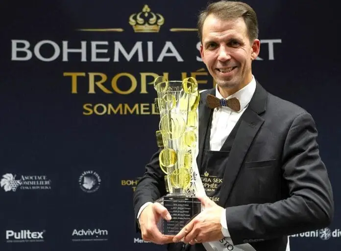 Martin Parýzek s pohárem (kopie)