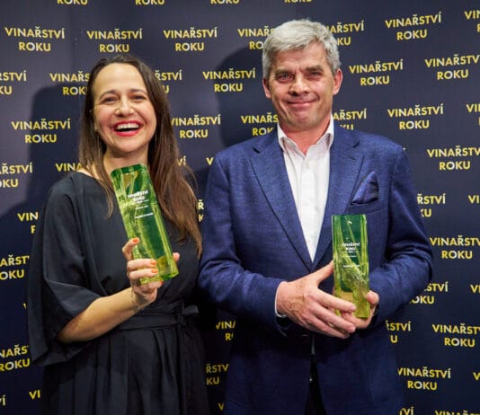 PLENÉR VINAŘSTVÍM ROKU 2025. „To je úlet,“ komentovala vítězství vinařka Dominika Černohorská Plenér vítězové