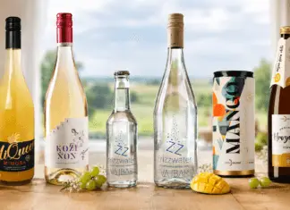 VINNÍ A NEVINNÉ. Ve Valticích poprvé soutěžily nízko a bezalkoholové nápoje z hroznů révy vinné