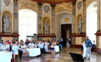 OENOFORUM 2026: Znojemská jízdárna ožila soutěží i tématem Ryzlink rýnský