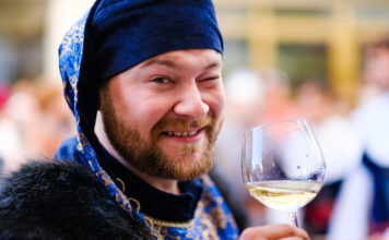 ZNOJEMSKÉ VINOBRANÍ letos ve znamení velkého jubilea. Jednou za rok se představuje město tak, jak jej jindy neuvidíte